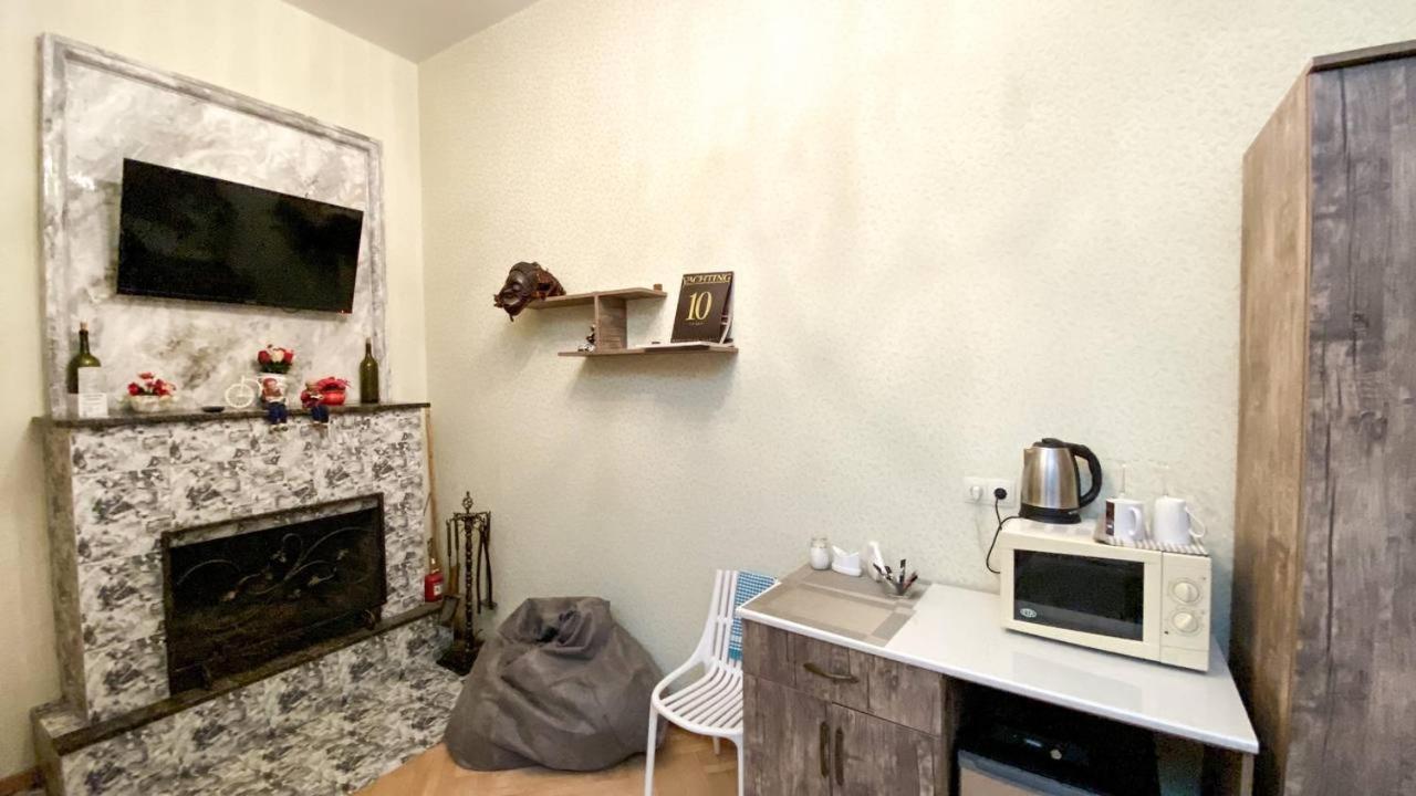 4 Rooms ティビリシ エクステリア 写真