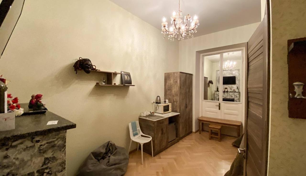 4 Rooms ティビリシ エクステリア 写真